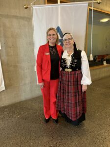 Silja Eyrún formaður StéttVest ásamt Signý fyrrum formanni StéttVest